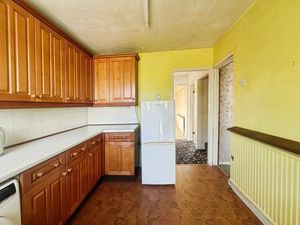 Kitchen - click for photo gallery